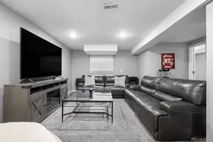 1635 Ensenada Way, Aurora, CO 80011 - Photo 21