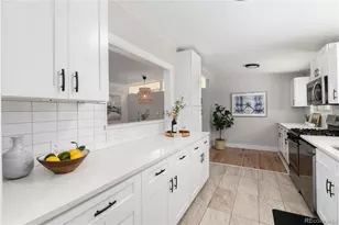 435 S Xanadu St, Aurora, CO 80012 - Photo 3
