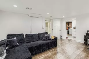 854 N Clarkson St, Denver, CO 80218 - Photo 29