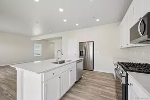 19053 E 93rd Pl, Commerce City, CO 80022 - Photo 7