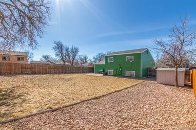 19583 E Buchanan Place, Aurora, CO 80011 - Photo 31