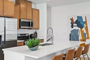 2062 S Holly St, Denver, CO 80222 - Photo 11