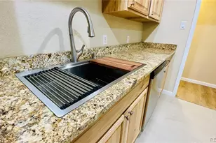 903 Quentin St, Aurora, CO 80011 - Photo 7