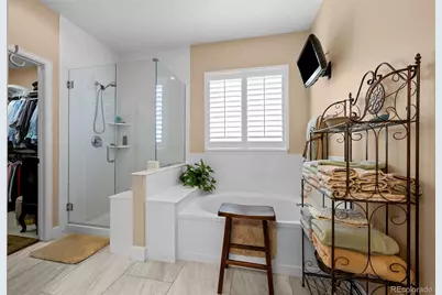 8070 S Catawba Court, Aurora, CO 80016 - Photo 31