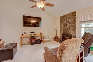 2784 S Heather Gardens Way, Aurora, CO 80014 - Photo 9