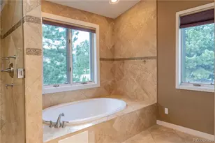 8095 S Oak Hill Cir, Aurora, CO 80016 - Photo 29