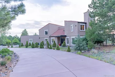 8095 S Oak Hill Circle, Aurora, CO 80016 - Photo 3