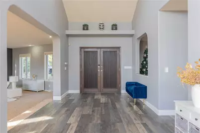 8095 S Oak Hill Circle, Aurora, CO 80016 - Photo 7