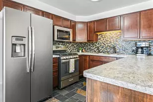 8118 Benton Way, Arvada, CO 80003 - Photo 9