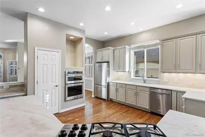 4292 E Phillips Place, Centennial, CO 80122 - Photo 11