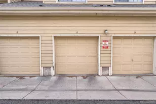 980 S Dahlia St, Glendale, CO 80246 - Photo 23