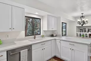 3053 E Phillips Dr, Centennial, CO 80122 - Photo 9