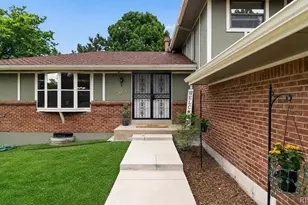 3053 E Phillips Dr, Centennial, CO 80122 - Photo 1