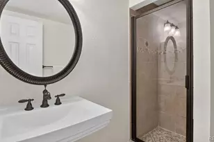 3053 E Phillips Dr, Centennial, CO 80122 - Photo 19