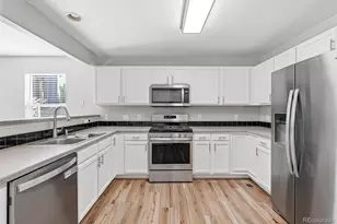 22150 E Milan Pl, Aurora, CO 80018 - Photo 19