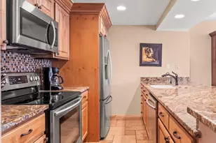 22097 Saints John Rd, Dillon, CO 80435 - Photo 7