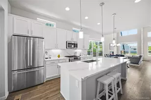 11577 E 25th Ave, Aurora, CO 80010 - Photo 9