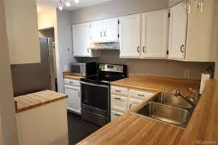 10879 W Dartmouth Ave, Lakewood, CO 80227 - Photo 7