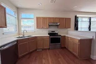 19268 E Caspian Pl, Aurora, CO 80013 - Photo 9
