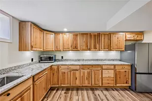 3145 S Akron St, Denver, CO 80231 - Photo 33