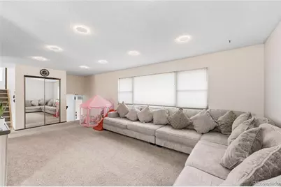 1387 S Oswego Court, Aurora, CO 80012 - Photo 11