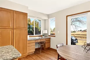 8852 Chestnut Hill Ln, Highlands Ranch, CO 80130 - Photo 11