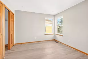 8852 Chestnut Hill Ln, Highlands Ranch, CO 80130 - Photo 23