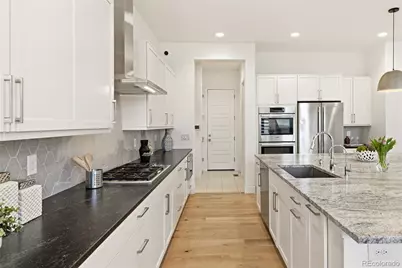 6121 Chester Street, Denver, CO 80238 - Photo 7
