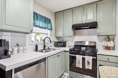 10201 Riverdale Road, Thornton, CO 80229 - Photo 9