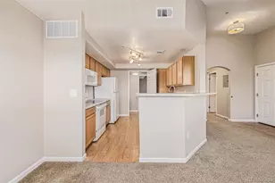 5726 N Genoa Way, Aurora, CO 80019 - Photo 13