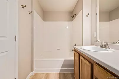 5726 N Genoa Way #301, Aurora, CO 80019 - Photo 25