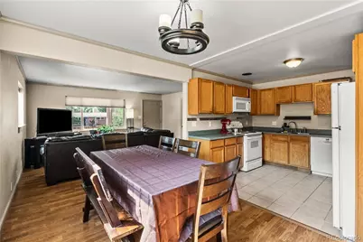 10325 W 16th Avenue, Lakewood, CO 80215 - Photo 9