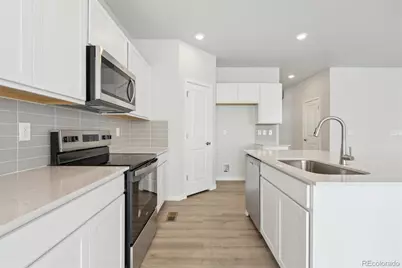 25083 E 34th Avenue, Aurora, CO 80019 - Photo 3