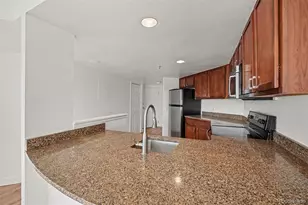 100 Park Ave, Denver, CO 80205 - Photo 13