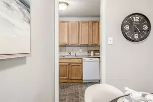 1933 Alton St, Aurora, CO 80010 - Photo 9