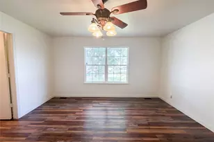 3820 Dove Ln, Evans, CO 80620 - Photo 9