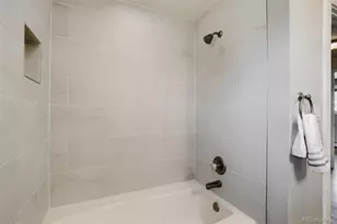 960 S Arbutus St, Denver, CO 80228 - Photo 17