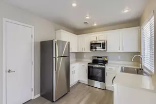 5570 Ensenada St, Denver, CO 80249 - Photo 9