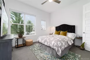 27810 E Lakeview Dr, Aurora, CO 80016 - Photo 33