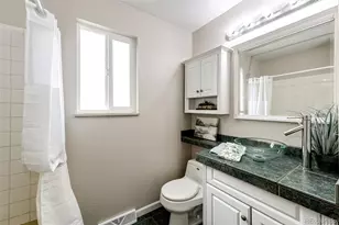 5829 W Fair Dr, Littleton, CO 80123 - Photo 25