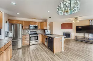 2751 S Waco Way, Aurora, CO 80013 - Photo 3