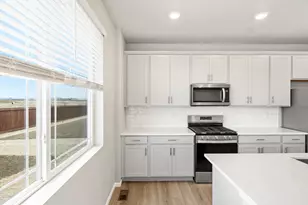 17517 E 89th Wy, Commerce City, CO 80022 - Photo 7