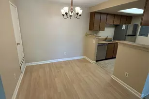 1760 S Pitkin Cir, Aurora, CO 80017 - Photo 5