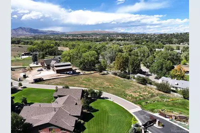 8855 W Bear Creek Drive, Lakewood, CO 80227 - Photo 5