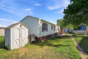 4211 E 100th Ave, Thornton, CO 80229 - Photo 3