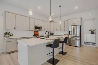 6264 N Lisbon Street, Aurora, CO 80019 - Photo 3