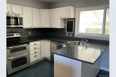 72 Hanson Lane, Pueblo, CO 81001 - Photo 5