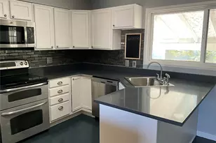 72 Hanson Ln, Pueblo, CO 81001 - Photo 5