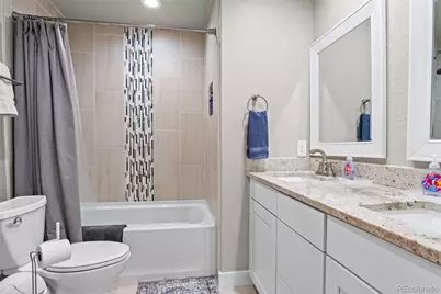 21375 E Nichols Place, Aurora, CO 80016 - Photo 17