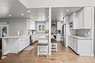 21375 E Nichols Pl, Aurora, CO 80016 - Photo 5